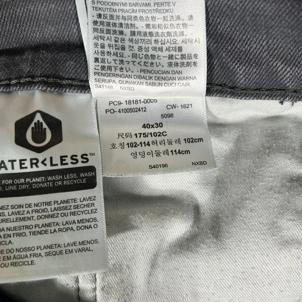 Levis 541 Athletic Taper Gray Jeans Mens 40x28 WaterLess Stretch Denim